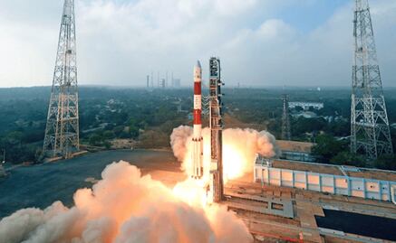 La India lanzó al espacio 31 satélites en un solo cohete