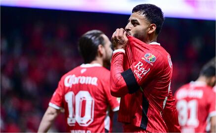 Así fue el golazo de Alexis Vega contra las Chivas; lo celebró de manera efusiva