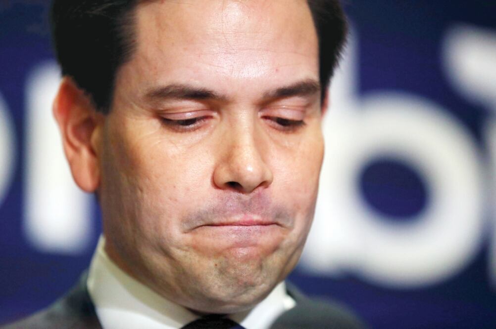El precandidato republicano Marco Rubio, al anunciar anoche la suspensión de su campaña, en Miami, Florida (ARCHIVO EL UNIVERSAL)