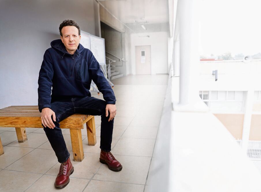 “La realidad cruda no tiene política”