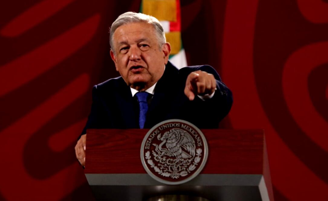 El presidente López Obrador reconoció que esto puede complicar la compra de los biológicos, pero insistió en transparentar los contratos. Foto: Carlos Mejía