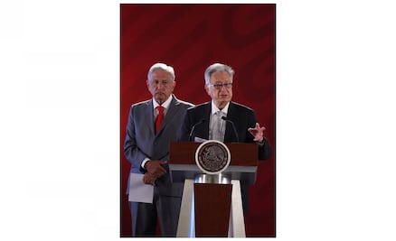 Bartlett señala a Calderón y ex funcionarios de "desmantelar" la CFE