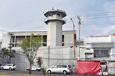 "Cárceles en el Edomex  en el hacinamiento"