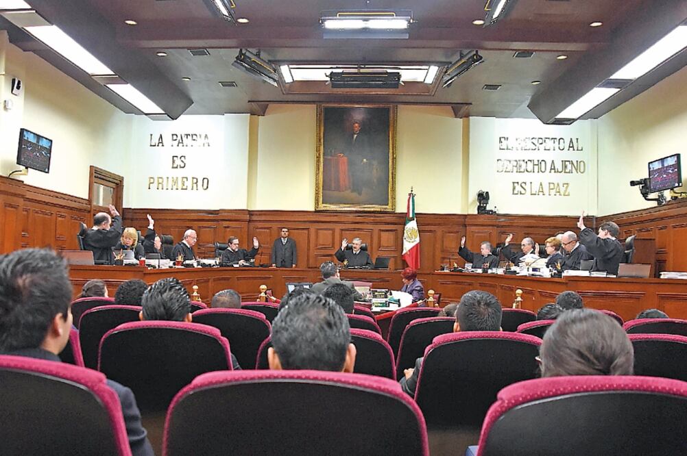 El ministro presidente de la Suprema Corte, Luis María Aguilar Morales, comentó ayer que no existe ninguna justificación constitucional para que se prohíba la adopción a los integrantes de una sociedad de convivencia (ARCHIVO EL UNIVERSAL)