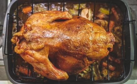 Qué pasa si comes el pollo con pellejo o piel