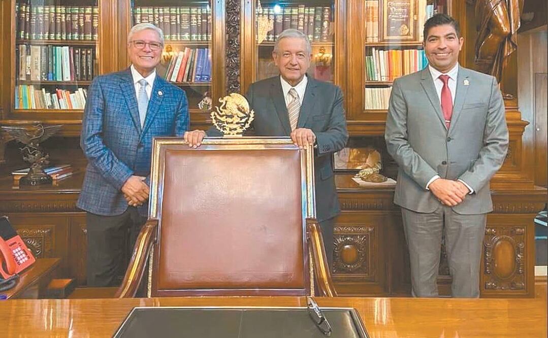 Jaime Bonilla, Andrés Manuel López Obrador y Armando Ayala. Foto: Tamada de Facebook