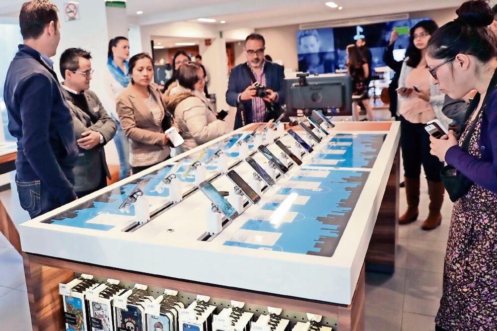 Los tres operadores de telefonía móvil (Telcel, Telefónica y AT&T) reprobaron en derecho de acceso a los datos personales. (IVÁN STEPHENS EL UNIVERSAL)