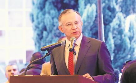 Fiscalía del Edomex pide Ficha Roja para ubicar al alcalde de Toluca