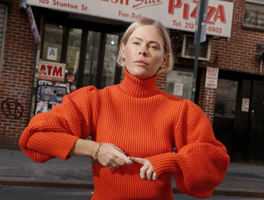 El naranja conquistará todo tu guardarropa esta temporada otoñal         Foto: Instagram