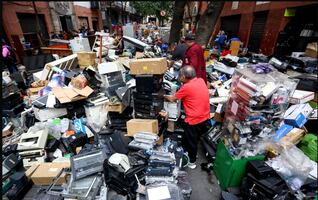 Hallan más irregularidades en desalojo de Cuba 11