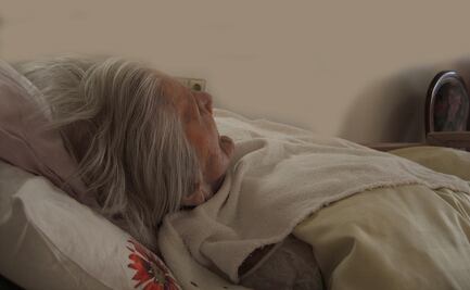 Detectan rara variante genética que haría resistentes a las personas contra el alzheimer