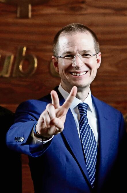 Pide precaución. Ricardo Anaya afirma que es “delicado” que se esté incluyendo en listas de pluris a personas que han cometido delitos (CHRISTOPHER ROGEL BLANQUET. EL UNIVERSAL)