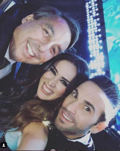 Carlos Loret de Mola sorprende con look de Maluma