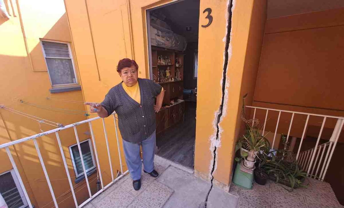 Los seis departamentos de la colonia Mixcoac en la alcaldía Benito Juárez, presentan fisuras en las paredes y techos, desde el pasado 12 de diciembre del 2023 derivado a un sismo presentado ese mismo día. Foto: Juan Carlos Williams. EL UNIVERSAL
