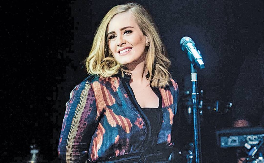 Aunque no dijo su nombre, Adele sí hizo referencia al productor de David Bowie y lo llamó "idiota". (FOTO: Archivo EL UNIVERSAL) 