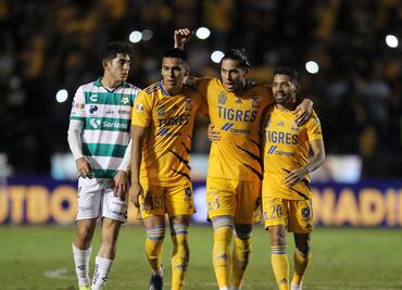 Así festejaron en el vestidor los Tigres su pase a Semifinales
