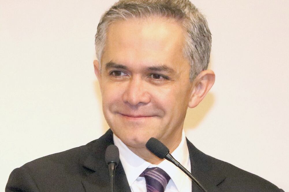 Mancera baja la cortina