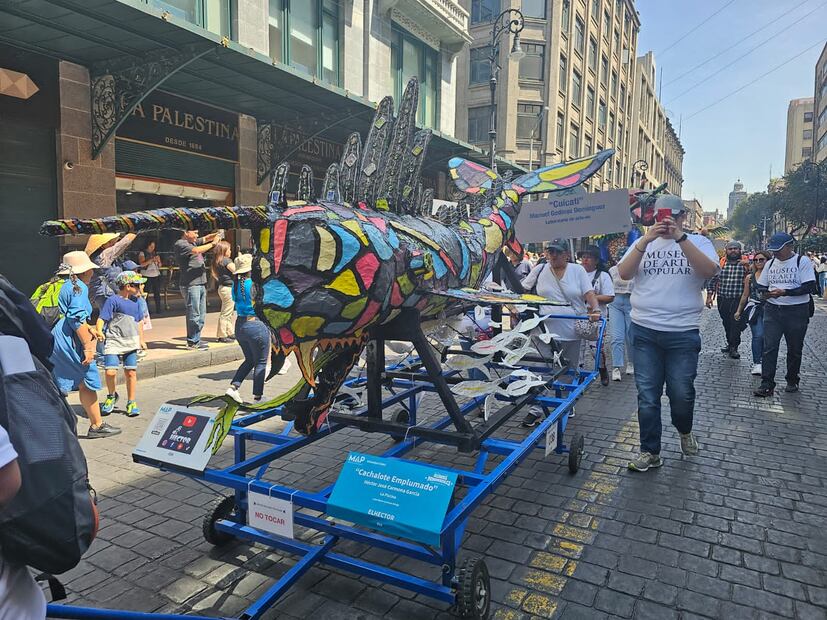 Asistentes al desfile de alebrijes monumentales 2023. Foto: Jorge Medellín / EL UNIVERSAL