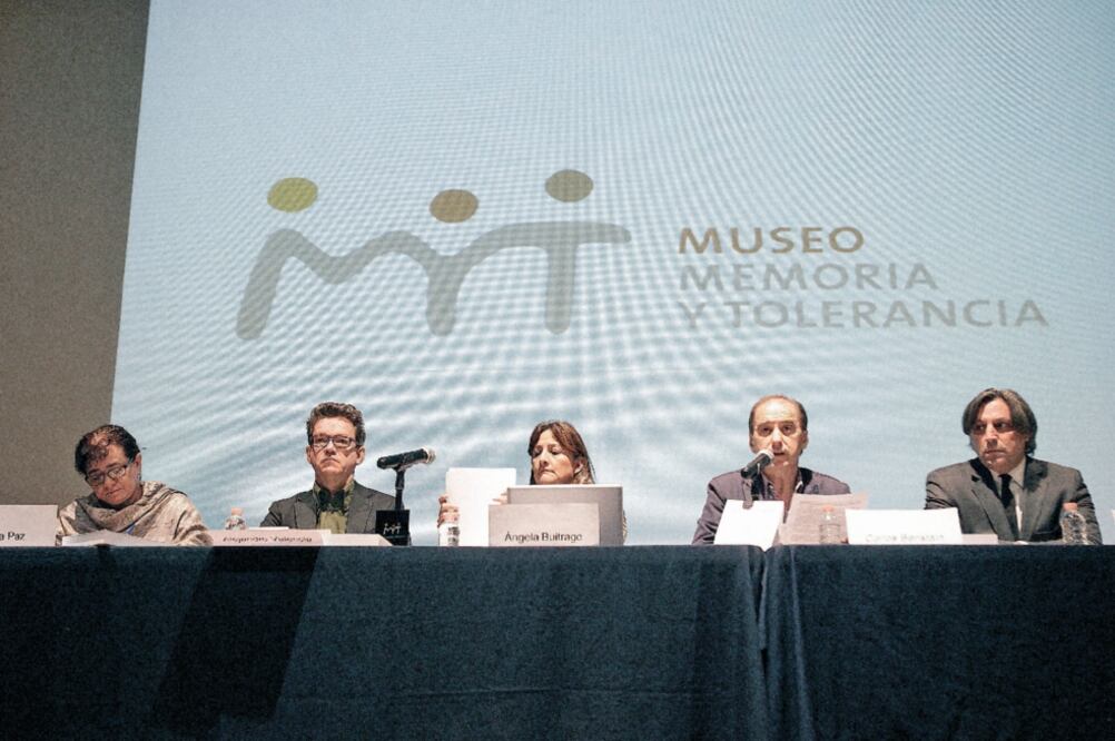 Ayotzinapa . Integrantes del Grupo de Expertos Independientes en la presentación de uno de los informes (ARCHIVO. EL UNIVERSAL)