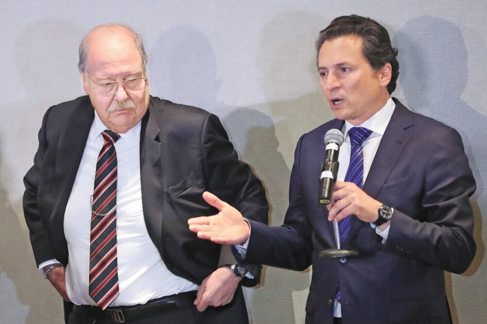 Javier Coello Trejo (izq.), abogado de Emilio Lozoya, explicó que si la jueza de amparo acepta su solicitud, deberá citar a diversos exfuncionarios para que se les formule un cuestionario. Foto: ARCHIVO EL UNIVERSAL