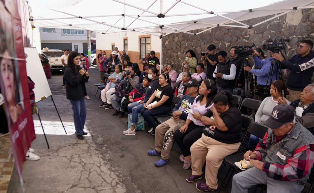 Luisa María Alcalde en reunión de comité de Morena en la alcaldía Coyoacán este domingo 16 de noviembre de 2025. Foto: Especial