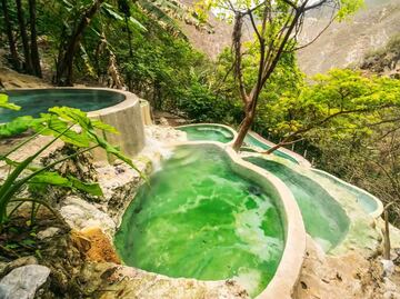 Pozas azules y cascadas: cuánto cuesta ir a La Gloria Tolantongo