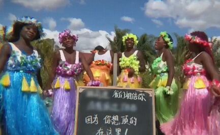 "Soy un monstruo y tengo bajo coeficiente intelectual": los videos racistas que youtubers chinos graban en África por dinero