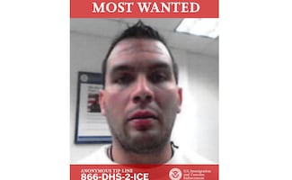 ICE busca a exagente de la Policía Federal ligado al Cártel de Sinaloa; lo acusan de supervisar cargamentos de cocaína