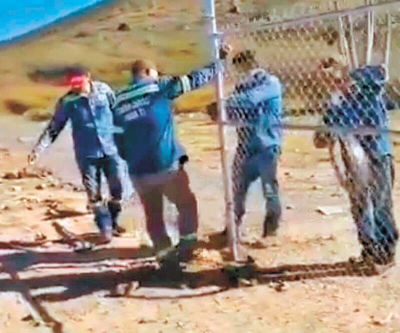 Personal de Infraestructura Urbana y Ecología quitó la malla que impedía el paso a la playa Piedras Pintas y al cerro Tetakawi. Foto: ESPECIAL