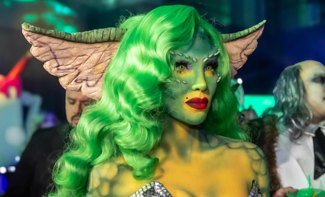 Belinda disfrazada de Greta Gremlin en Halloween 2025.