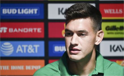 César Montes le pide a los jugadores mexicanos salir a Europa