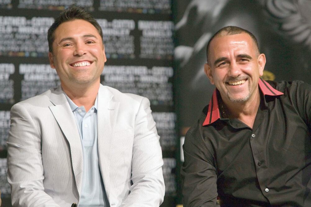 Oscar dice que la carrera de Saúl Álvarez está muy desarrollada (ARCHIVO. EL UNIVERSAL)