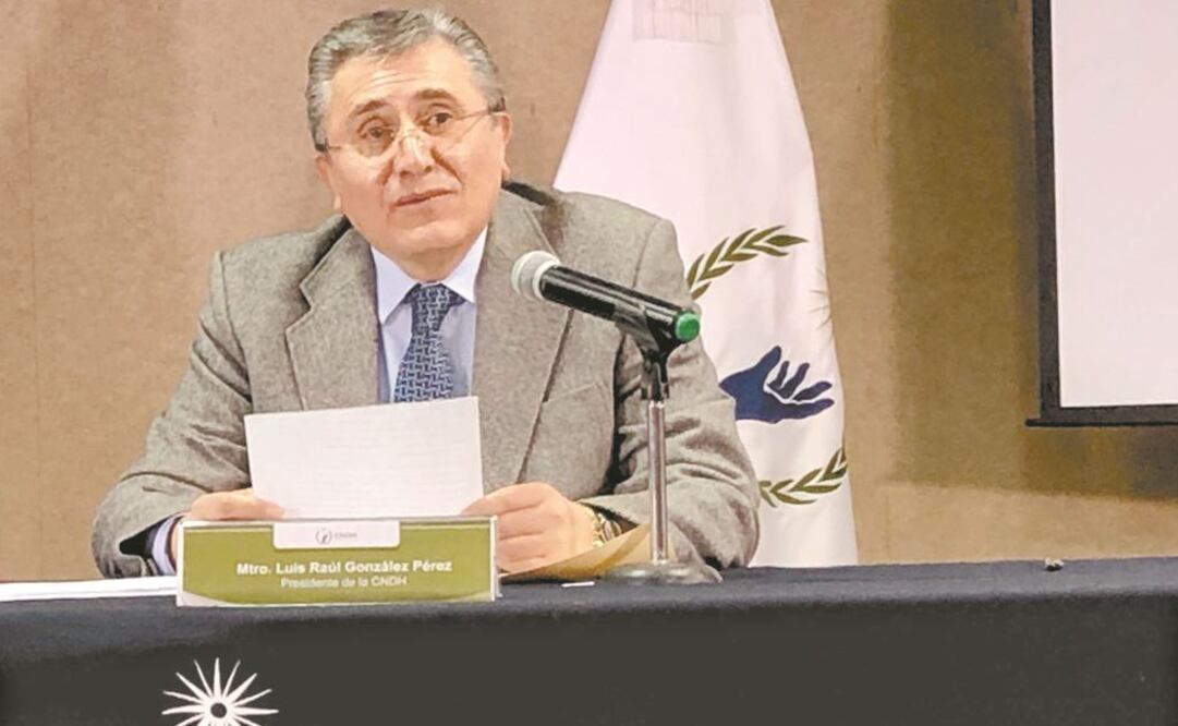 La CNDH, a cargo de Luis Raúl González Pérez, dijo que el discurso amenazante contra periodistas dificulta su labor. Foto: ARCHIVO EL UNIVERSAL