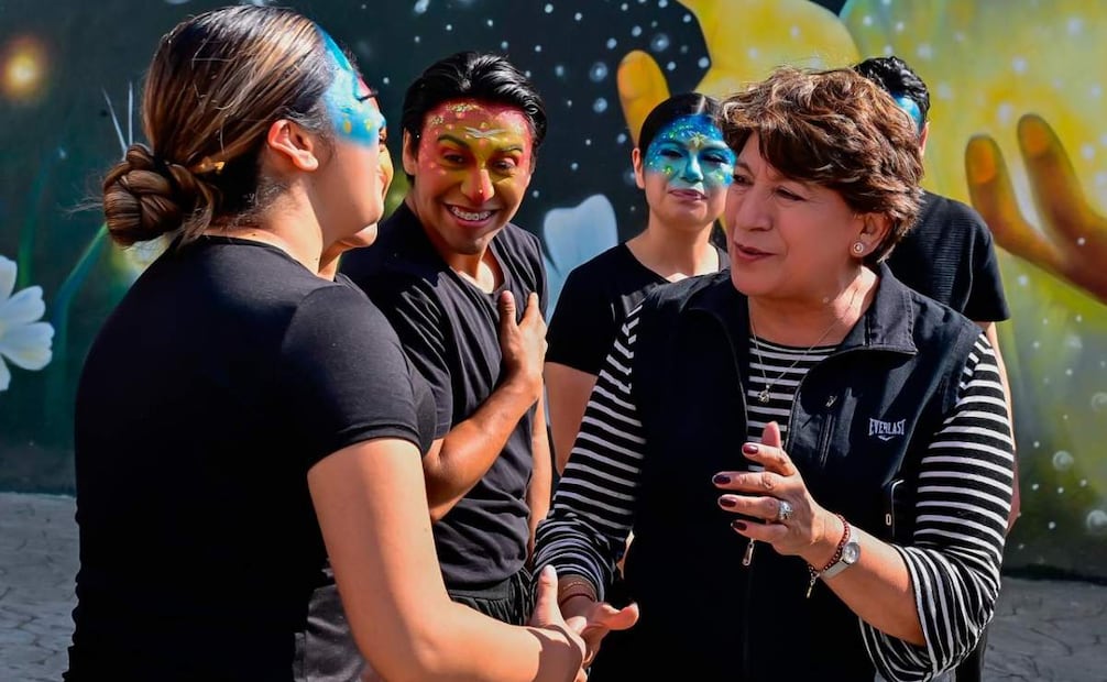 La gobernadora del Estado de México, Delfina Gómez, durante la inauguración del Festival Internacional de las Luciérnagas. Foto: Especial