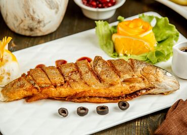 Cómo freír el pescado para que no salte mucho el aceite