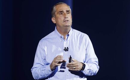 CEO de Intel renuncia por relación personal dentro de la firma