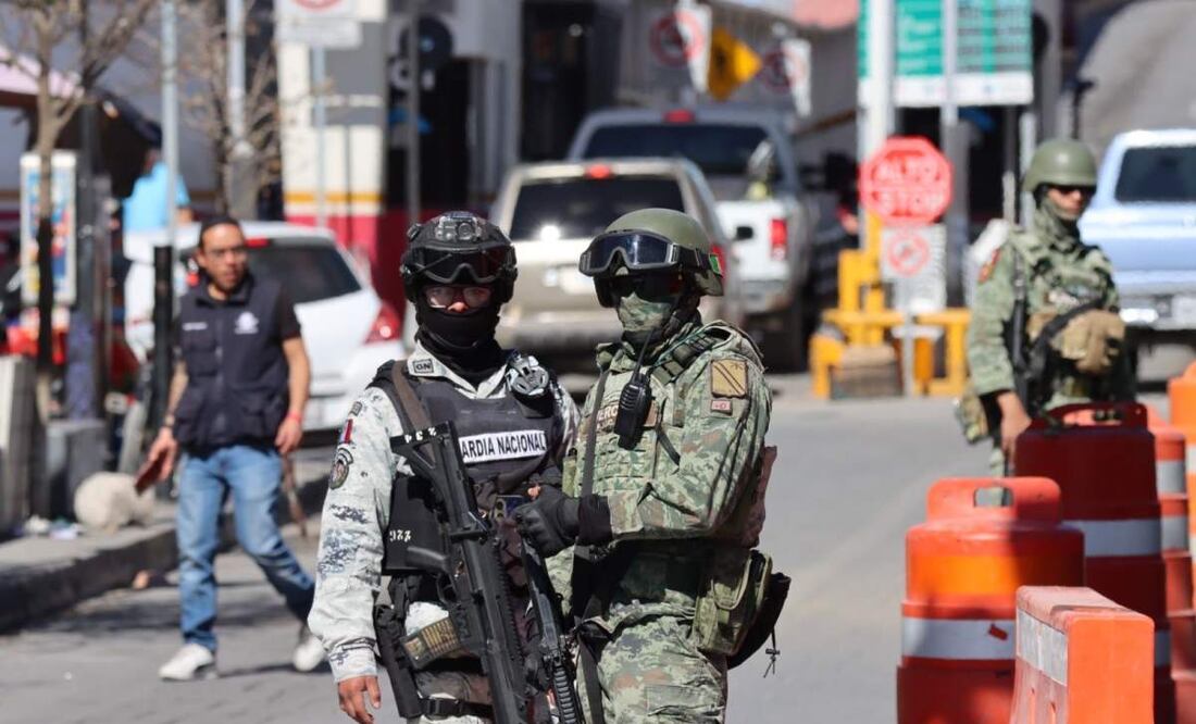 El despliegue de elementos de la GN y Sedena en puentes internacionales de Ciudad Juárez, Chihuahua forma parte del llamado “Operativo Frontera” (07/02/2025). Foto: Paola Gamboa / EL UNIVERSAL