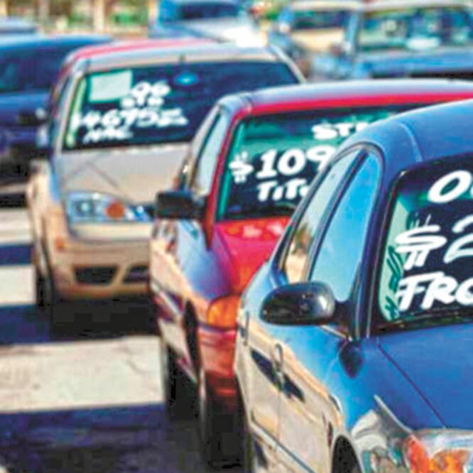 Como las leyes de EU son más estrictas, es más fácil que los autos usados de ese país se vendan en México, informó VendeTuAuto.com. ARCHIVO EL UNIVERSAL
