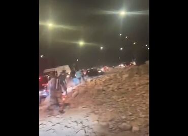 Reportan 93 fallecidos tras el terremoto en Marruecos; atrapados piden ayuda