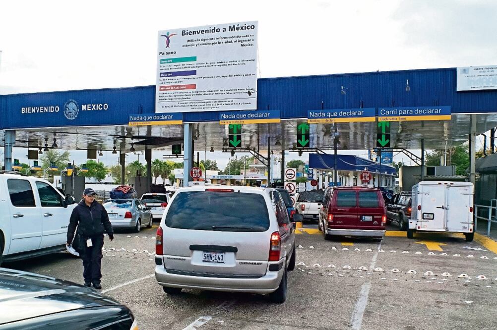 De enero a mayo de 2016, la importación de autos usados creció 10.2%, ya que se introdujeron 6 mil 961 vehículos más que en el mismo periodo de 2015 (ARCHIVO EL UNIVERSAL)