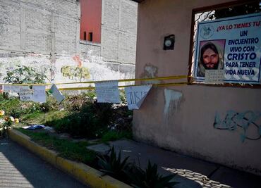 Familiares de víctimas arriban a audiencia de pareja feminicida de Ecatepec