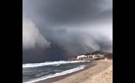 Cierran aeropuerto de Puerto Vallarta por impacto de huracán "Lidia" categoría 4