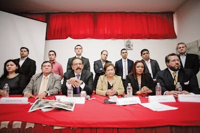 “No hay una cancha pareja para nosotros”