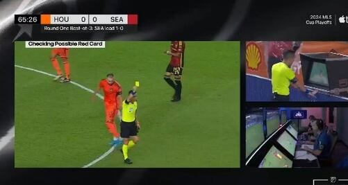 Expulsan a Héctor Herrera por escupir al árbitro en la MLS
