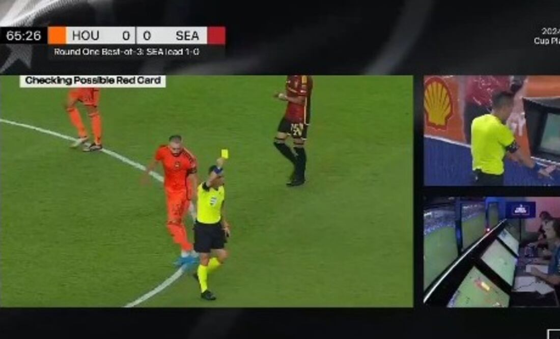 Héctor Herrera, expulsado por escupir a un árbitro / Foto: Especiales