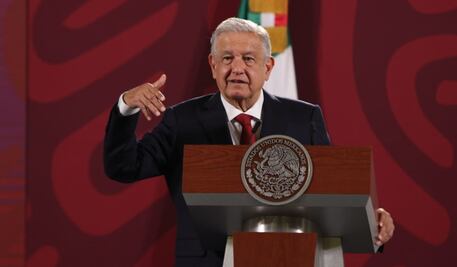 AMLO revela que se ha reunido con el arzobispo de Monterrey en Palacio Nacional
