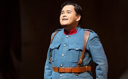 Ovacionan a Javier Camarena y hace historia en Nueva York