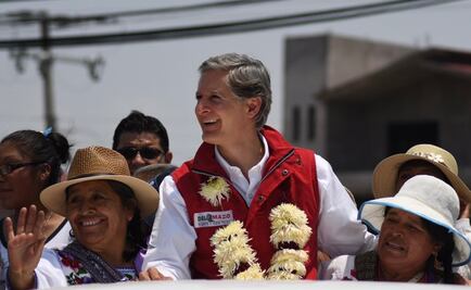 Del Mazo visita pueblos mazahuas en Edomex