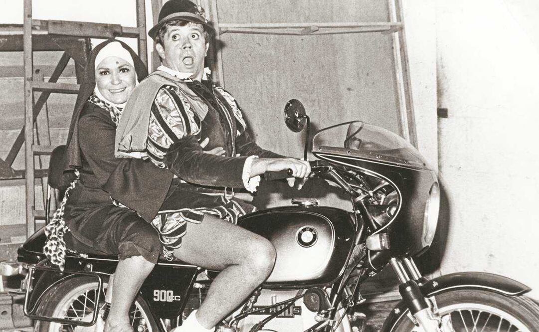 Carmelita Salinas y Chabelo en la obra "Don Juan Tenorio". Foto: Archivo EL UNIVERSAL