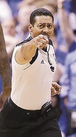 Árbitro de la NBA anuncia que es gay